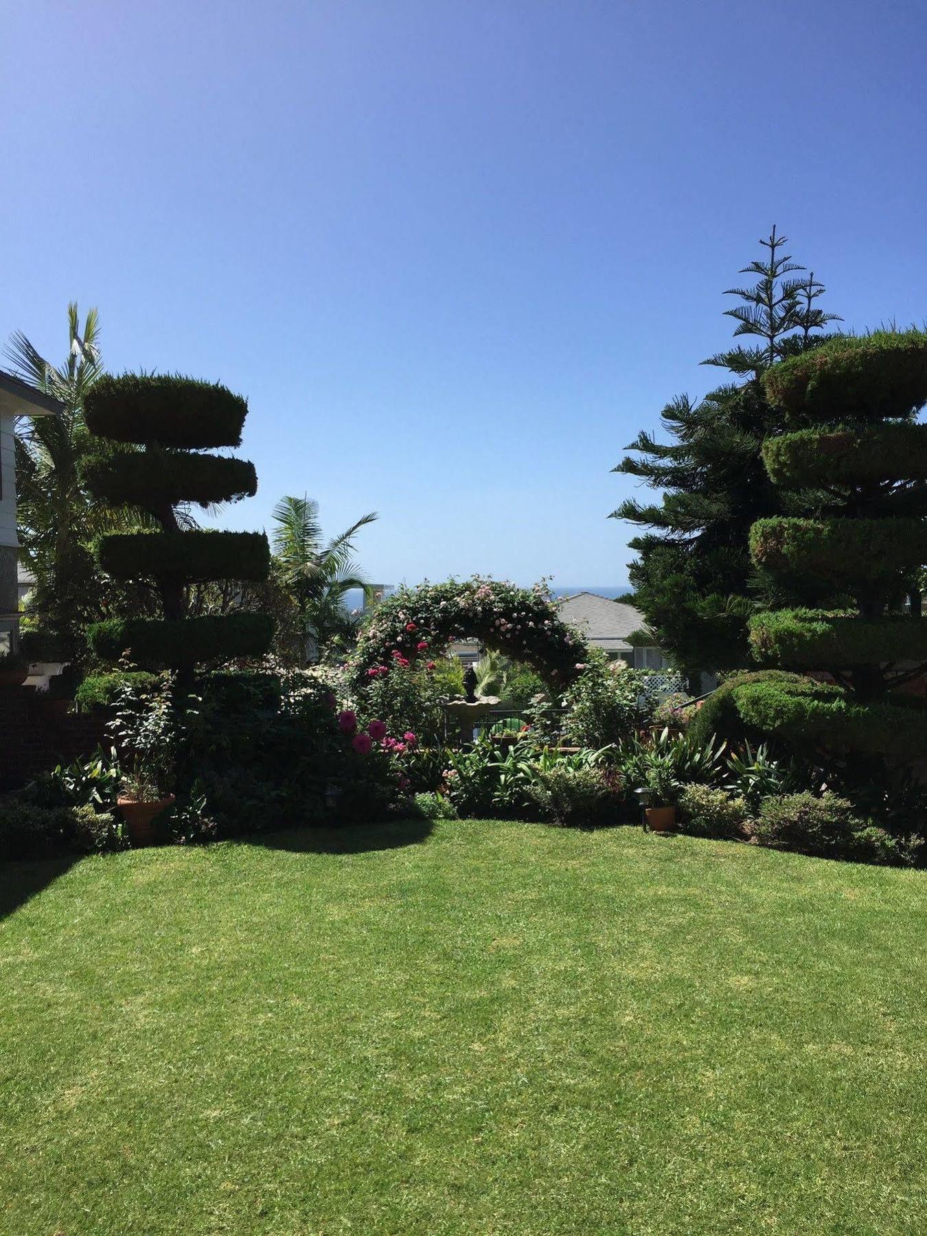 Hotel Joaquin (Adults Only) ลากูนาบีช ภายนอก รูปภาพ
