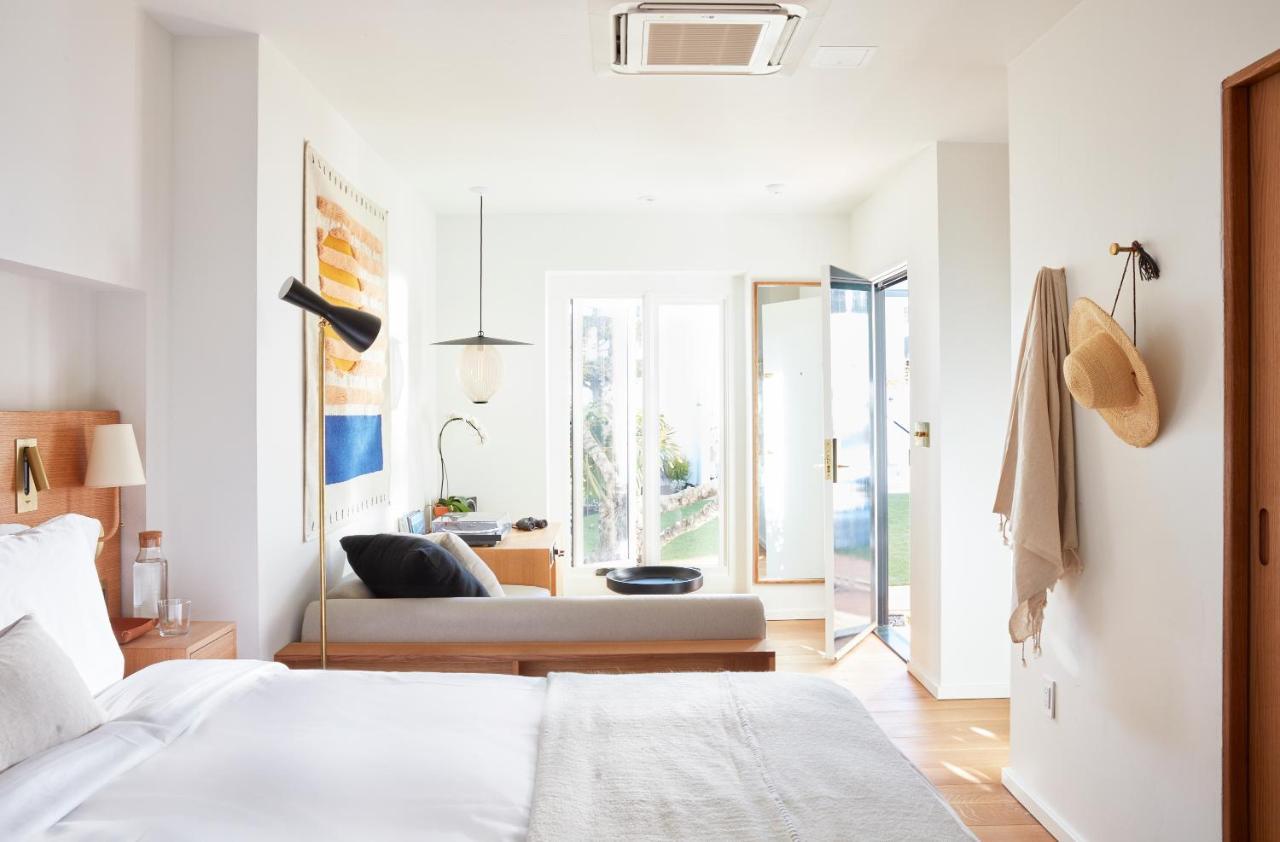Hotel Joaquin (Adults Only) ลากูนาบีช ภายนอก รูปภาพ